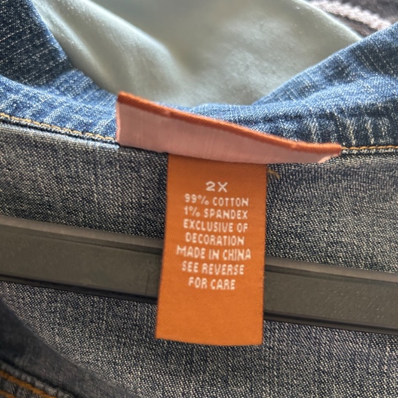 Liz & Me Jean Jacket - Picture 9 of 9